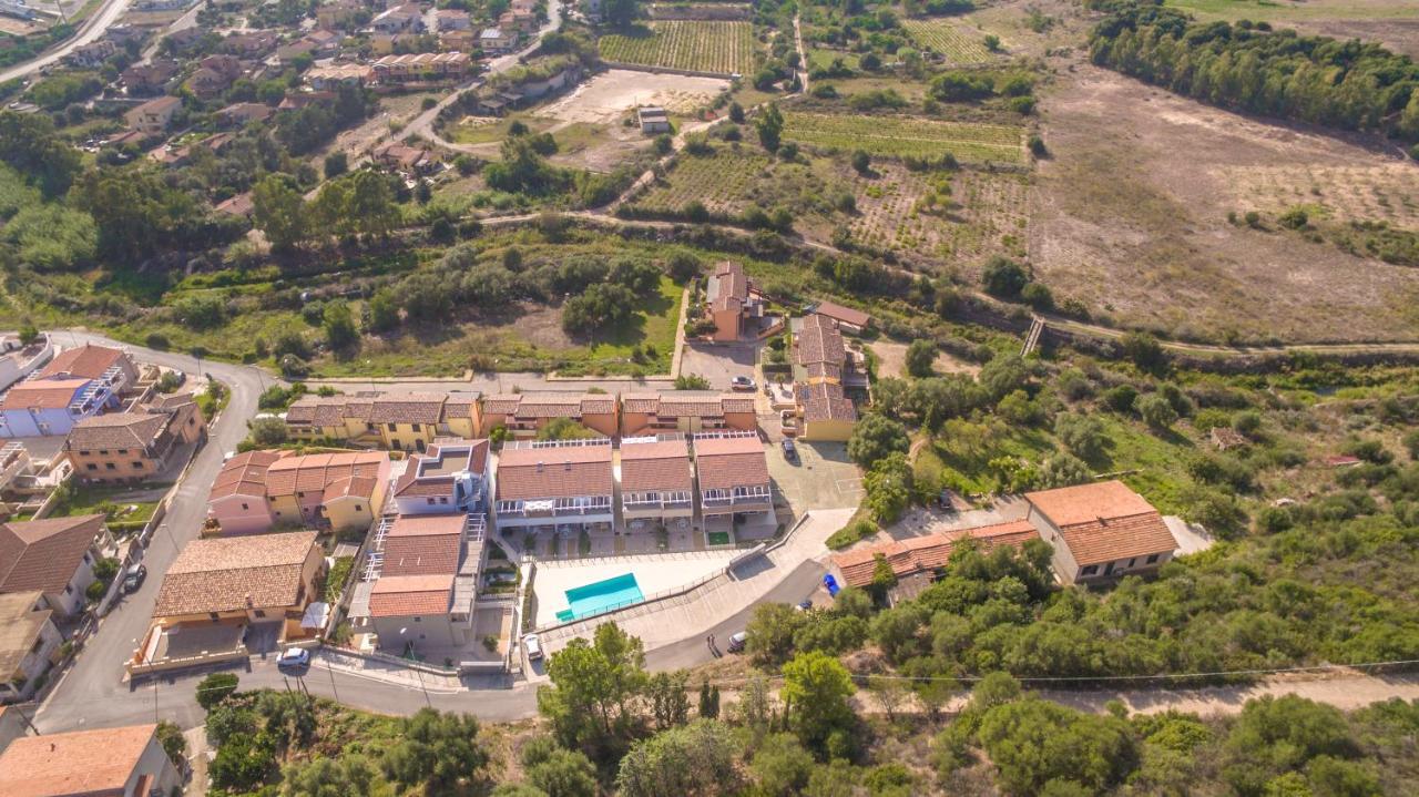 Appartamento Luigi Climatizzato Con Veranda Viddalba Buitenkant foto