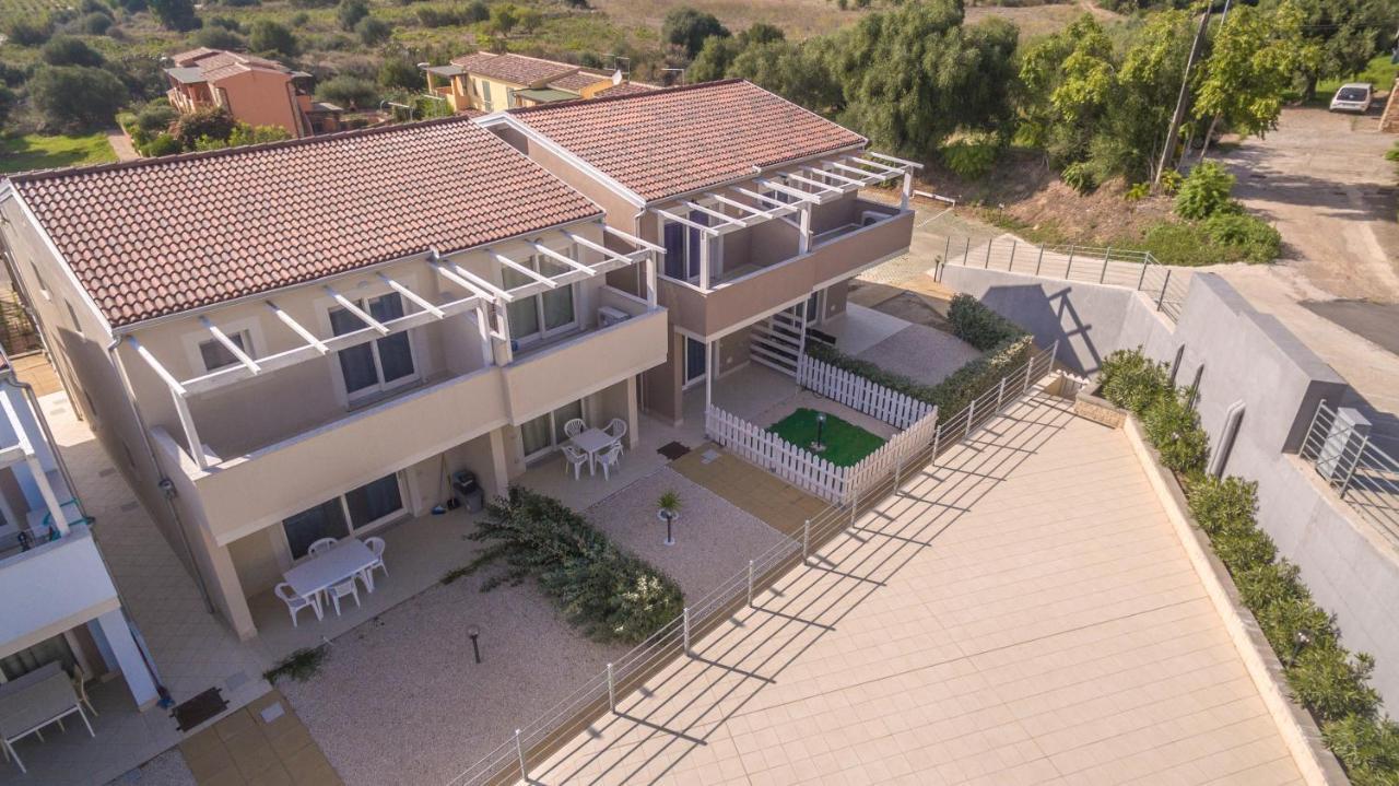 Appartamento Luigi Climatizzato Con Veranda Viddalba Buitenkant foto